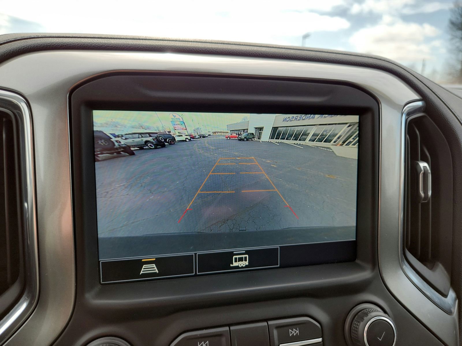 Used 2021 Chevrolet Silverado 1500 LT Trail Boss w/ Convenience Package II image 56