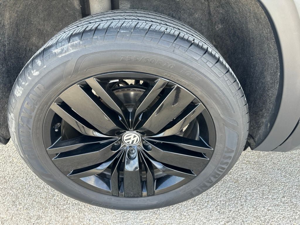 Used 2019 Volkswagen Atlas SEL Premium AWD/4WD image 5