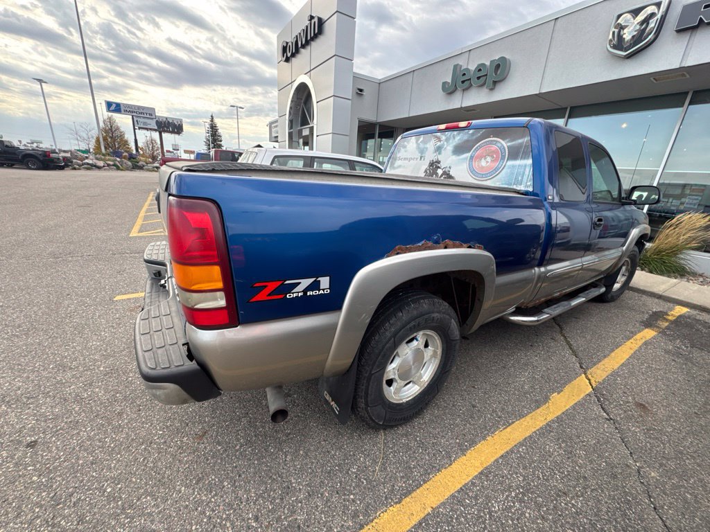 Used 2003 GMC Sierra 1500 SLT w/ SLT Preferred Equipment Group AWD/4WD image 5