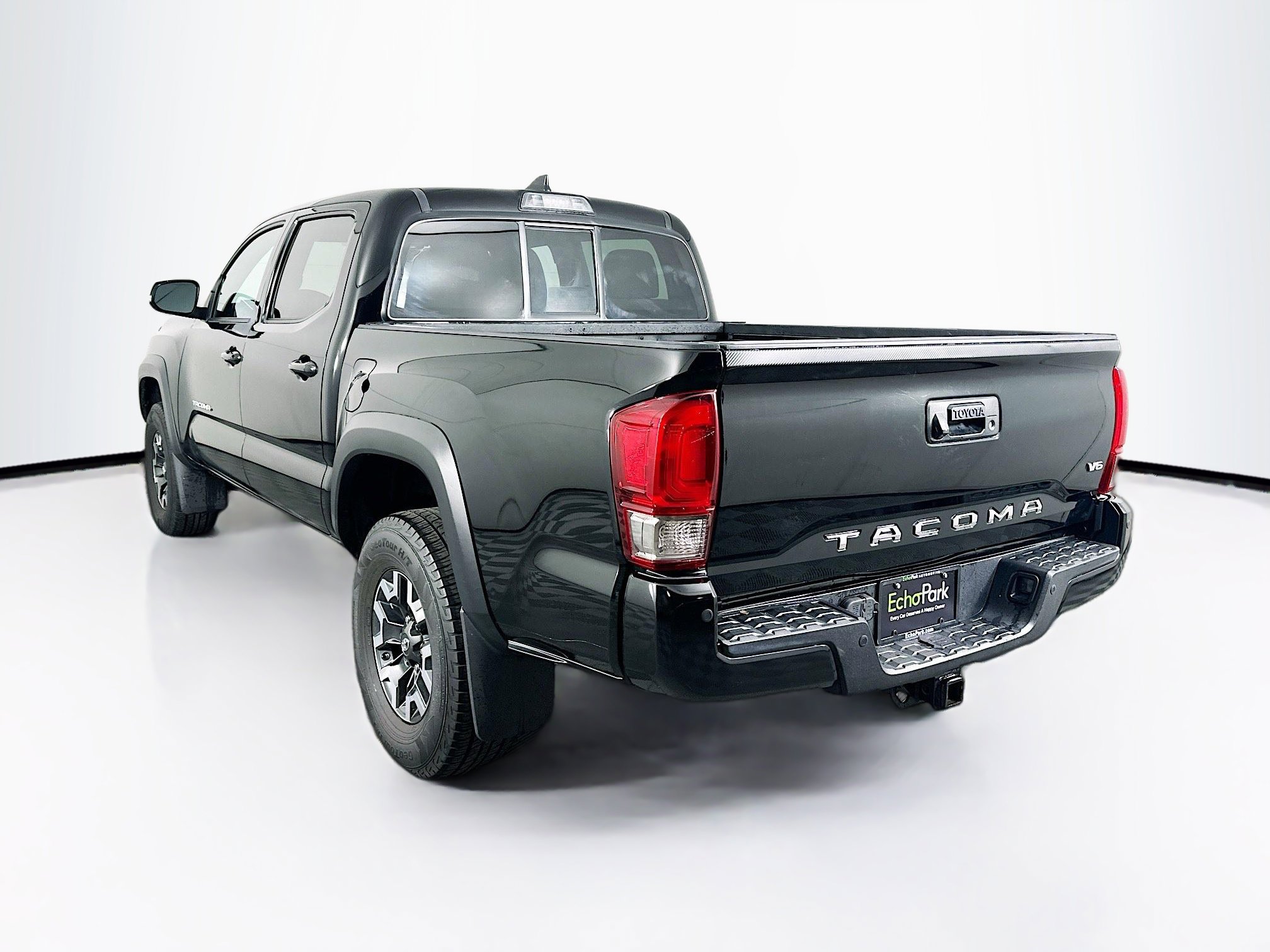 Used 2016 Toyota Tacoma TRD Off-Road image 5