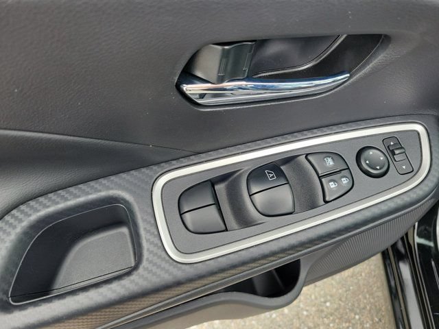 Certified 2025 Nissan Versa SR w/ Trunk Package FWD image 26