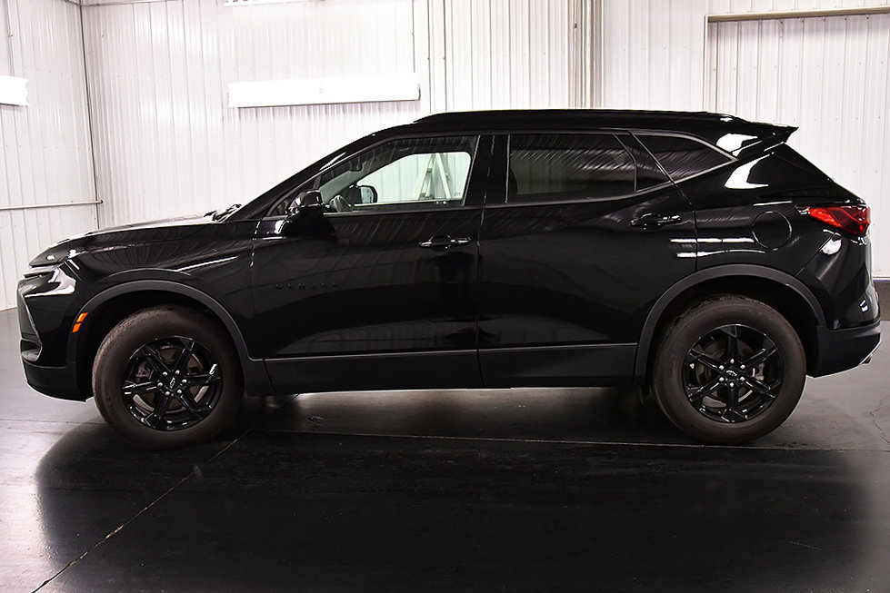 Used 2024 Chevrolet Blazer LT w/ Convenience Package AWD/4WD image 4