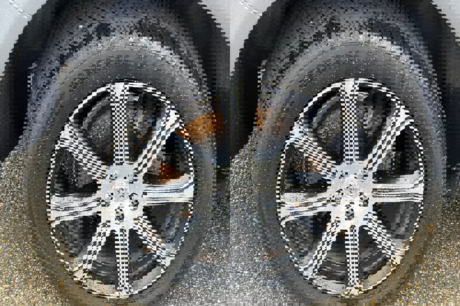 Used 2018 Volvo XC60 T6 Inscription w/ Luxury Seat Package image 17