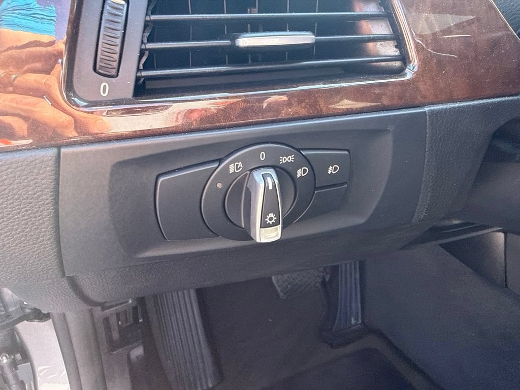 Used 2009 BMW 335i Sedan RWD image 18
