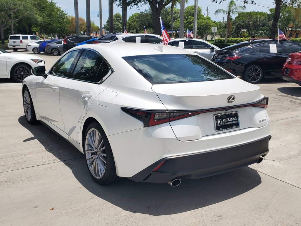 Used 2024 Lexus IS 300 w/ Premium Package RWD image 5