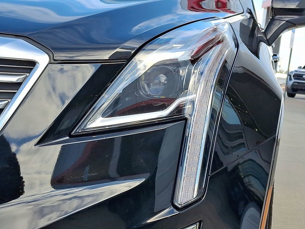 Used 2019 Cadillac XT5 Platinum AWD/4WD image 29