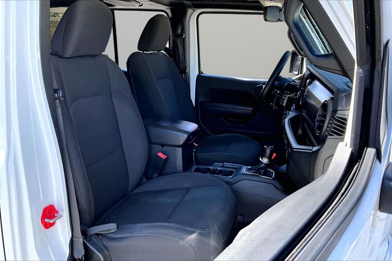 Certified 2018 Jeep Wrangler Unlimited Sport S image 21