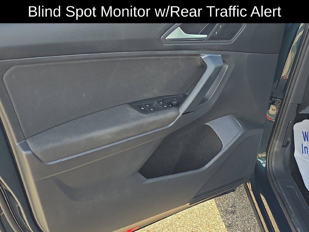 Used 2019 Volkswagen Tiguan S w/ 3rd Row Seat Package AWD/4WD image 9