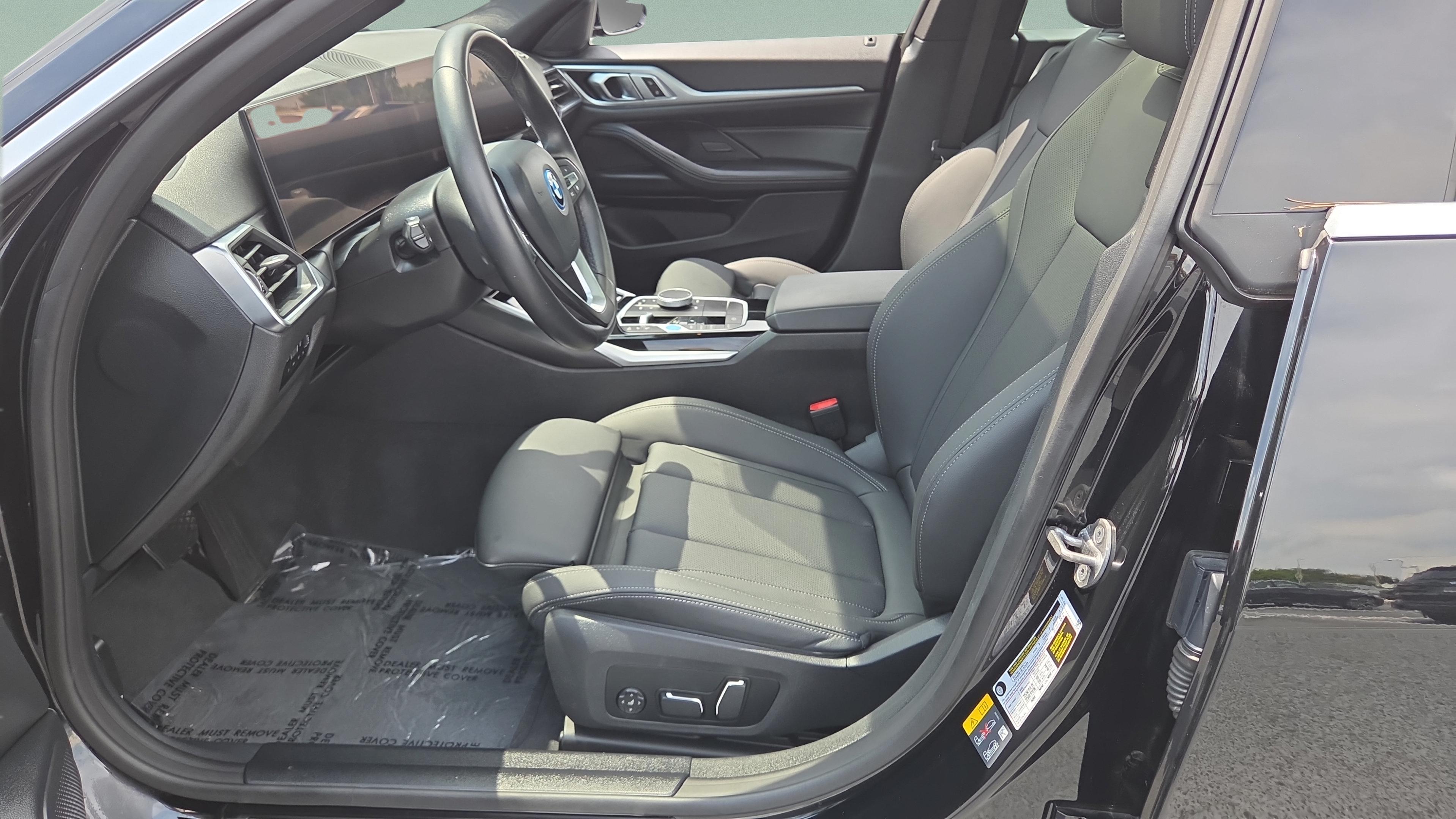 Used 2024 BMW i4 eDrive35 w/ Convenience Package RWD image 9