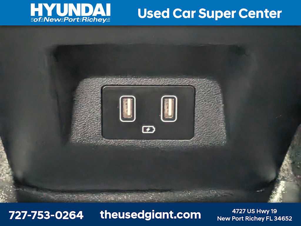 Certified 2023 Hyundai Santa Cruz Limited AWD/4WD image 17