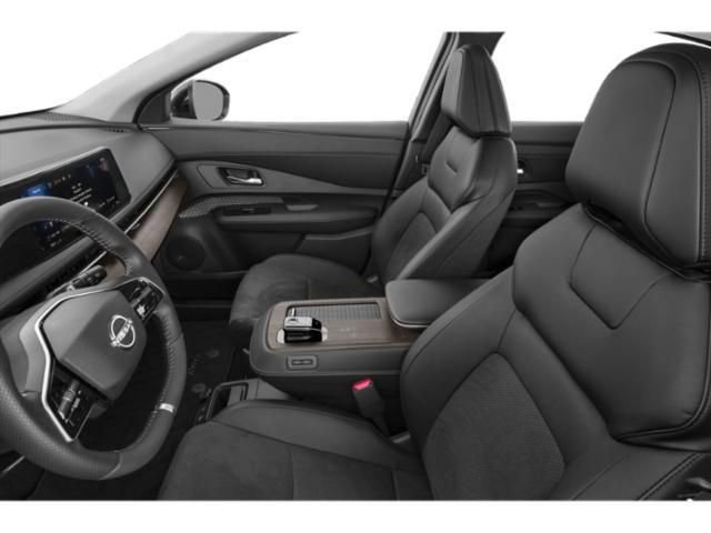 New 2025 Nissan Ariya AWD image 9
