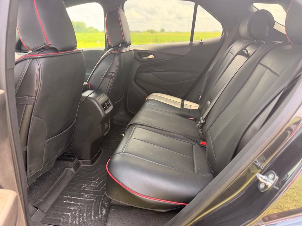 Used 2022 Chevrolet Equinox RS FWD image 11