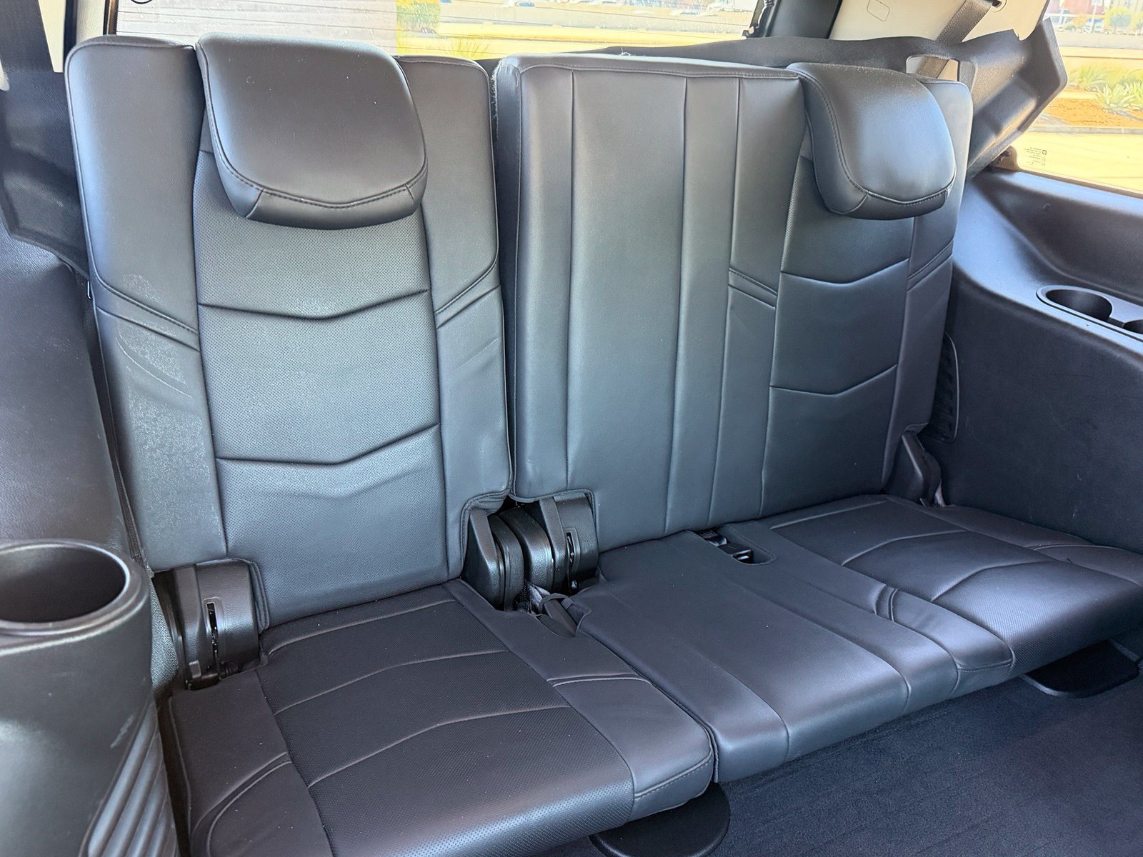 Used 2020 Cadillac Escalade Luxury RWD image 49