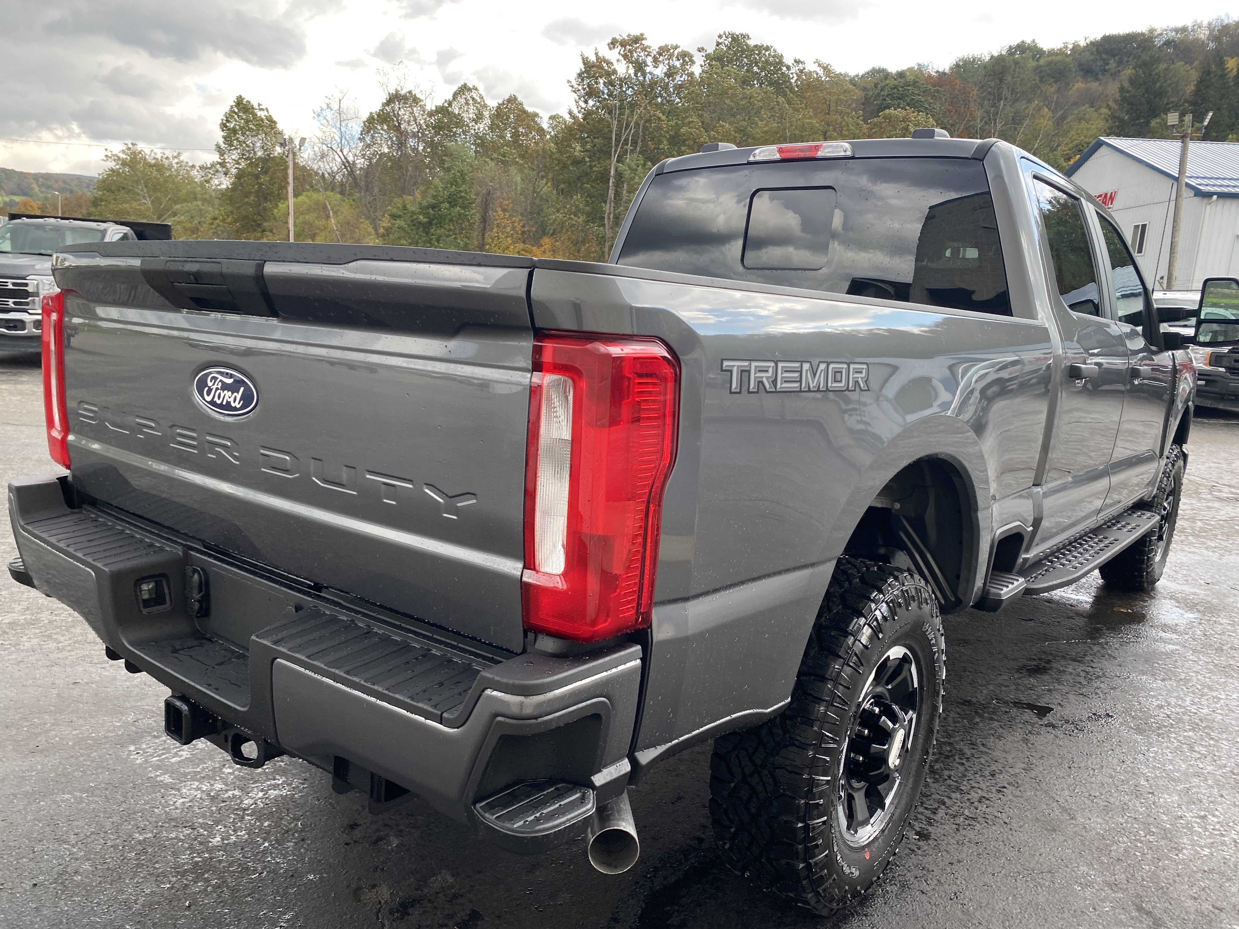 New 2027 Ford F250 XL w/ Tremor Off-Road Package AWD/4WD image 11