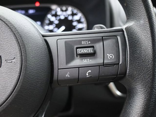 Used 2023 Nissan Rogue S image 22