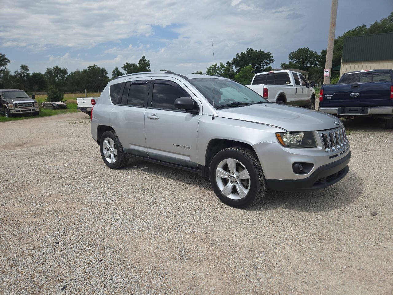 Used 2011 Jeep Compass 2WD image 1
