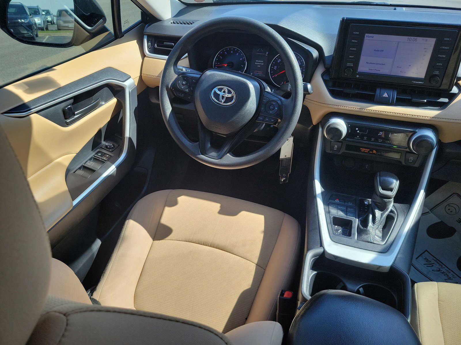 Used 2021 Toyota RAV4 LE AWD/4WD image 13