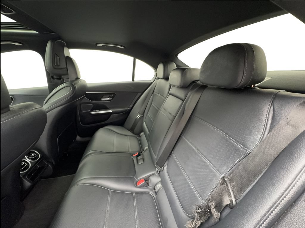 Used 2023 Mercedes-Benz C 300 Sedan image 25