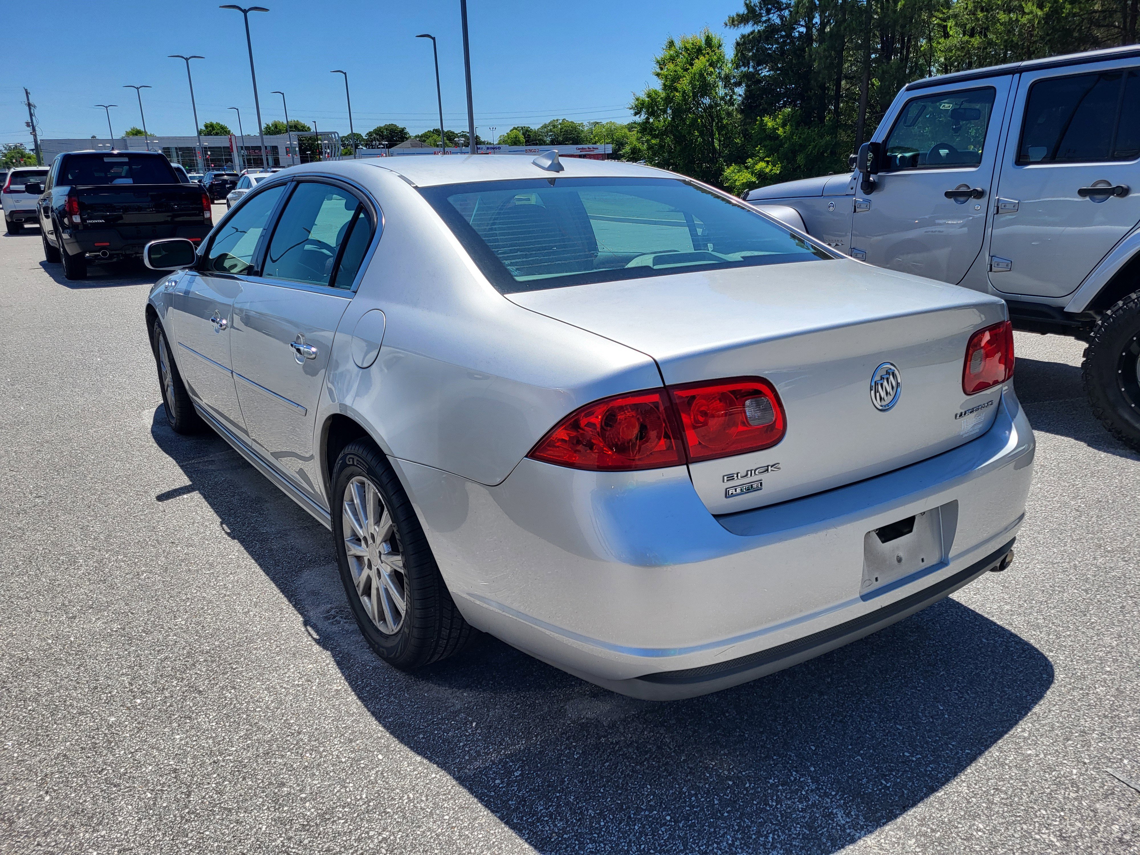 Used 2011 Buick Lucerne CX FWD image 6