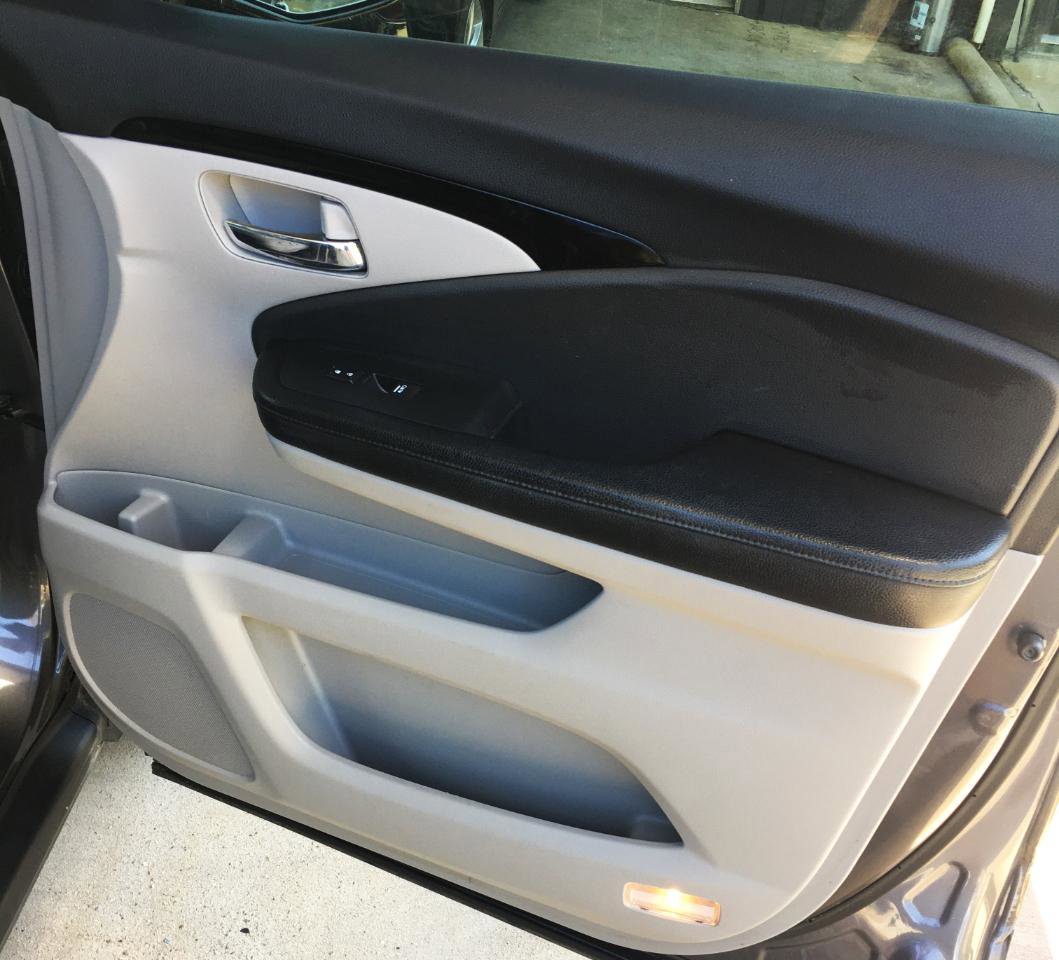 Used 2017 Honda Pilot Elite image 16