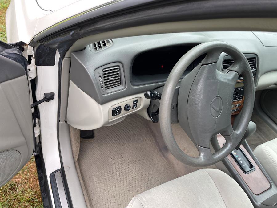 Used 2001 Lexus ES 330 image 15
