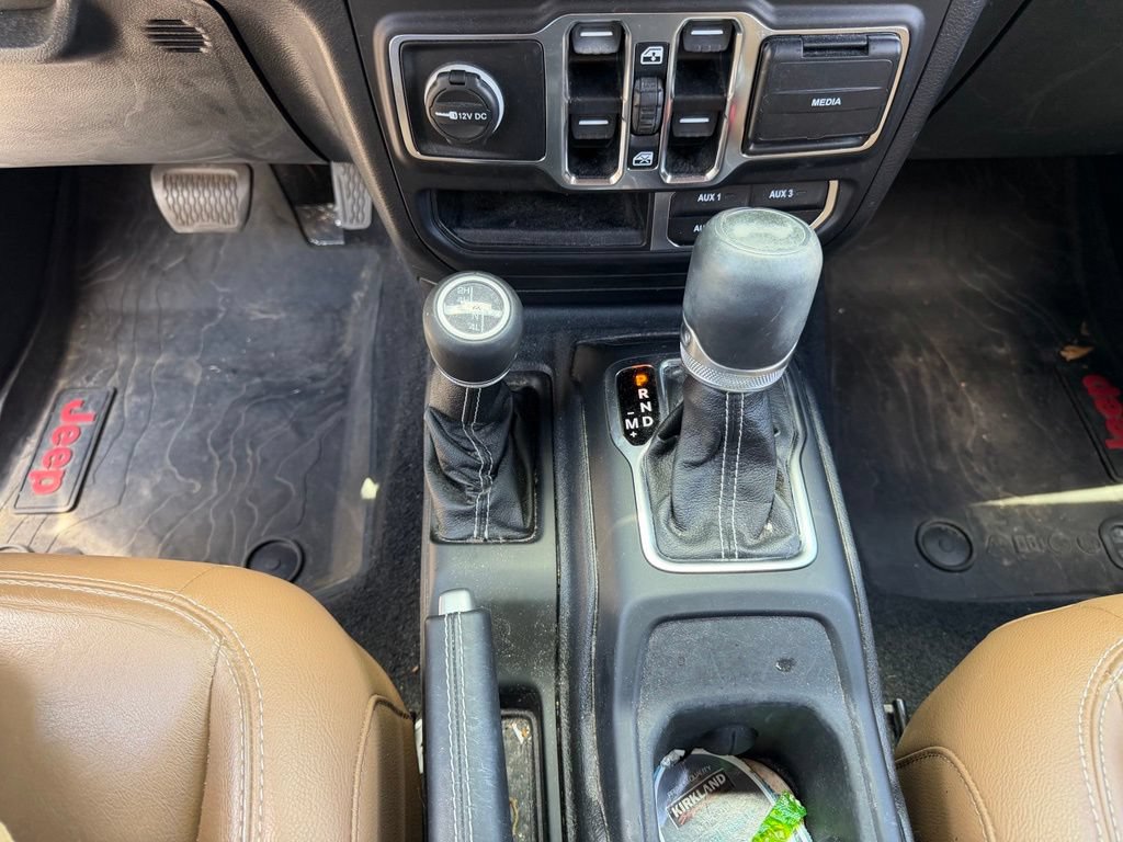 Used 2020 Jeep Wrangler Unlimited Sahara AWD/4WD image 25