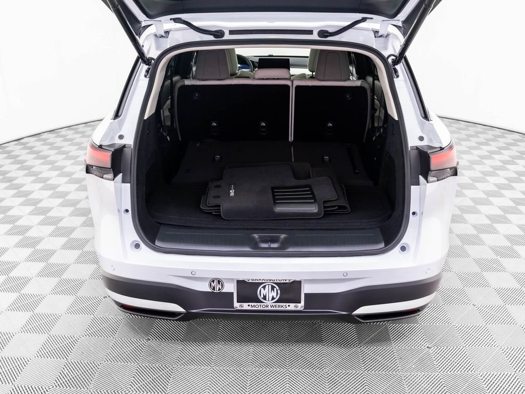 New 2026 INFINITI QX60 Luxe w/ Cargo Package image 33