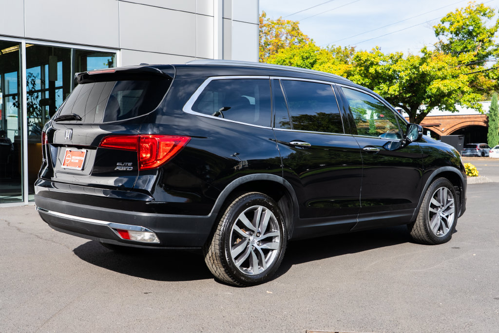 Used 2016 Honda Pilot Elite image 6