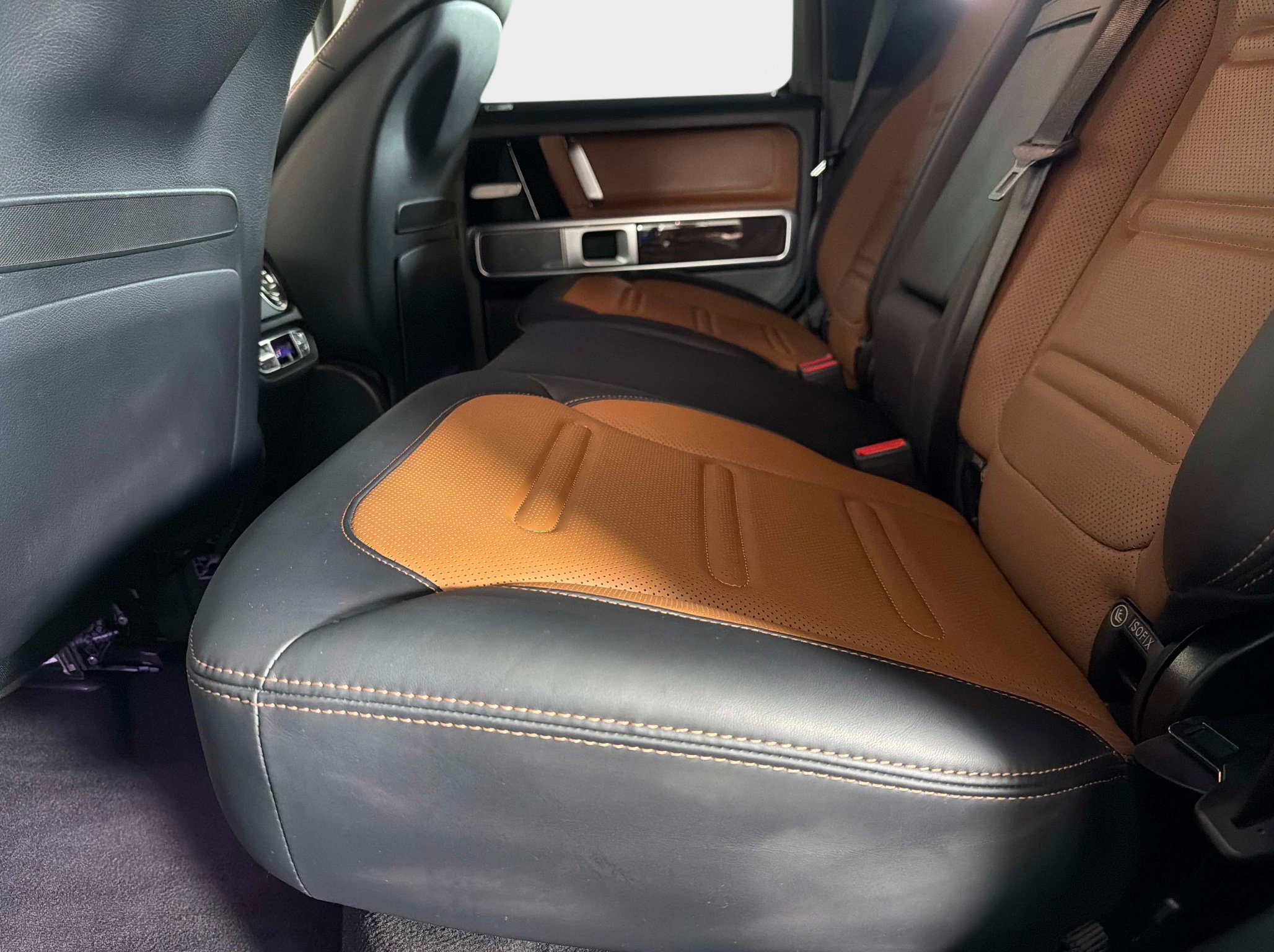 Used 2022 Mercedes-Benz G 550 image 27
