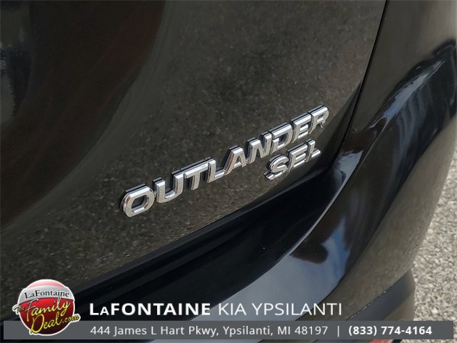 Used 2016 Mitsubishi Outlander SEL image 8