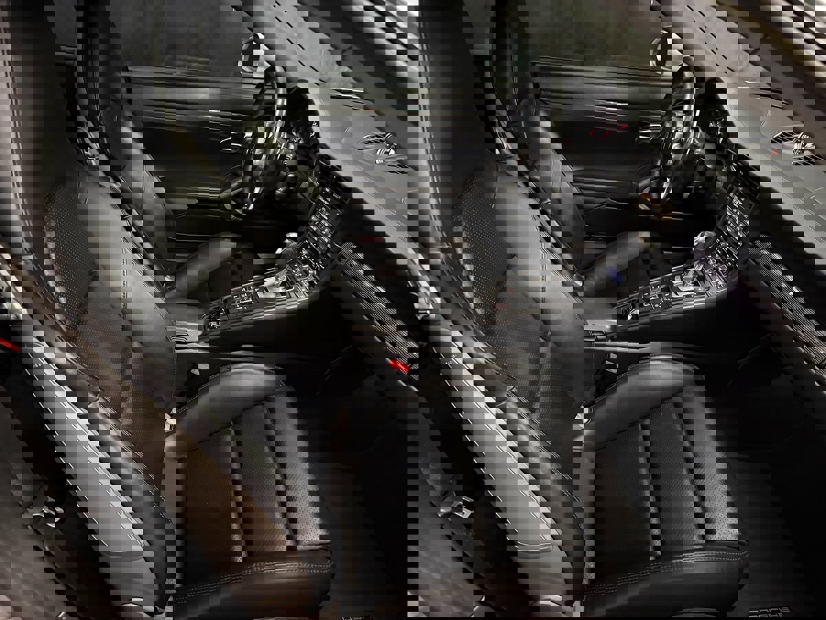 Used 2014 Porsche 911 Turbo image 18