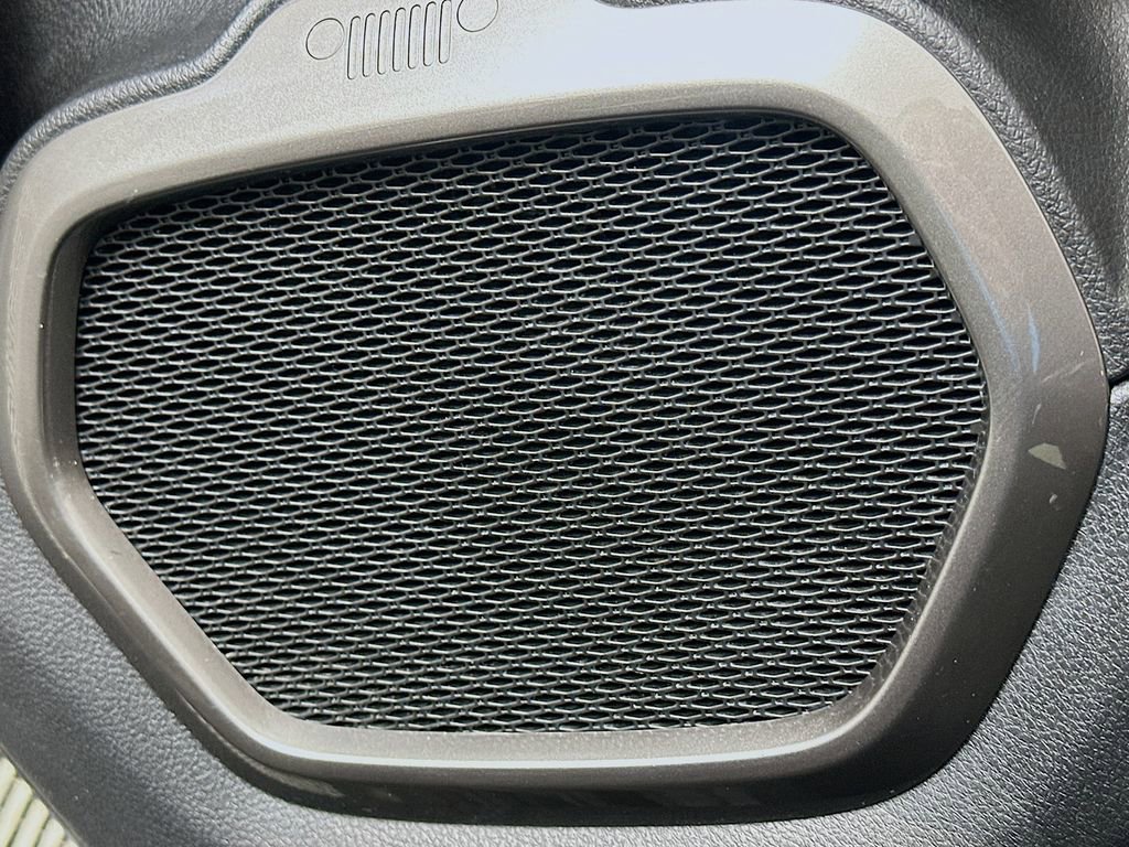 Used 2021 Jeep Renegade Limited AWD/4WD image 19