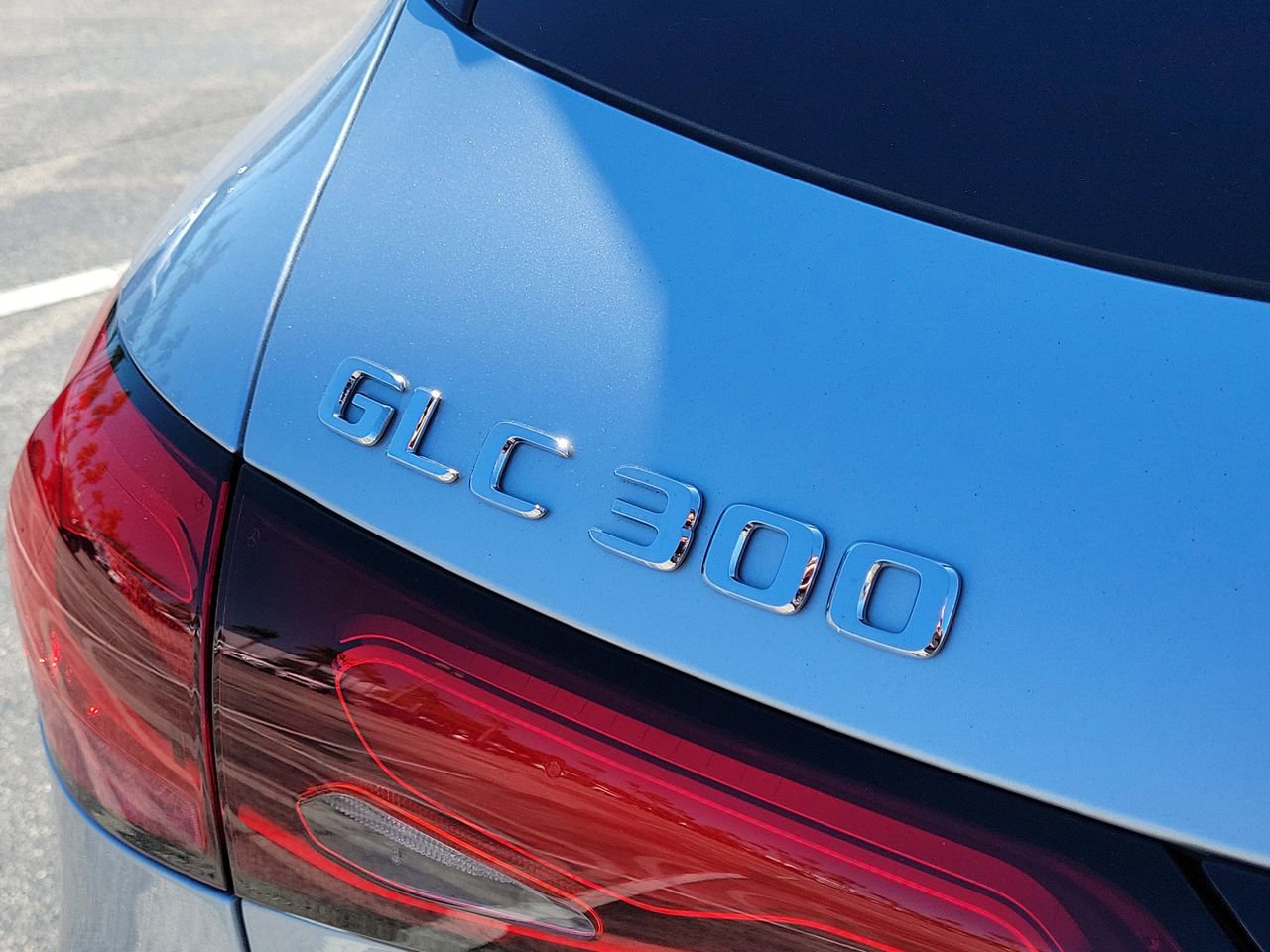 Certified 2024 Mercedes-Benz GLC 300 image 7
