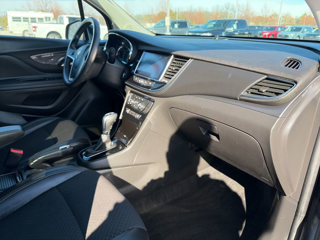 Used 2018 Buick Encore Preferred image 10