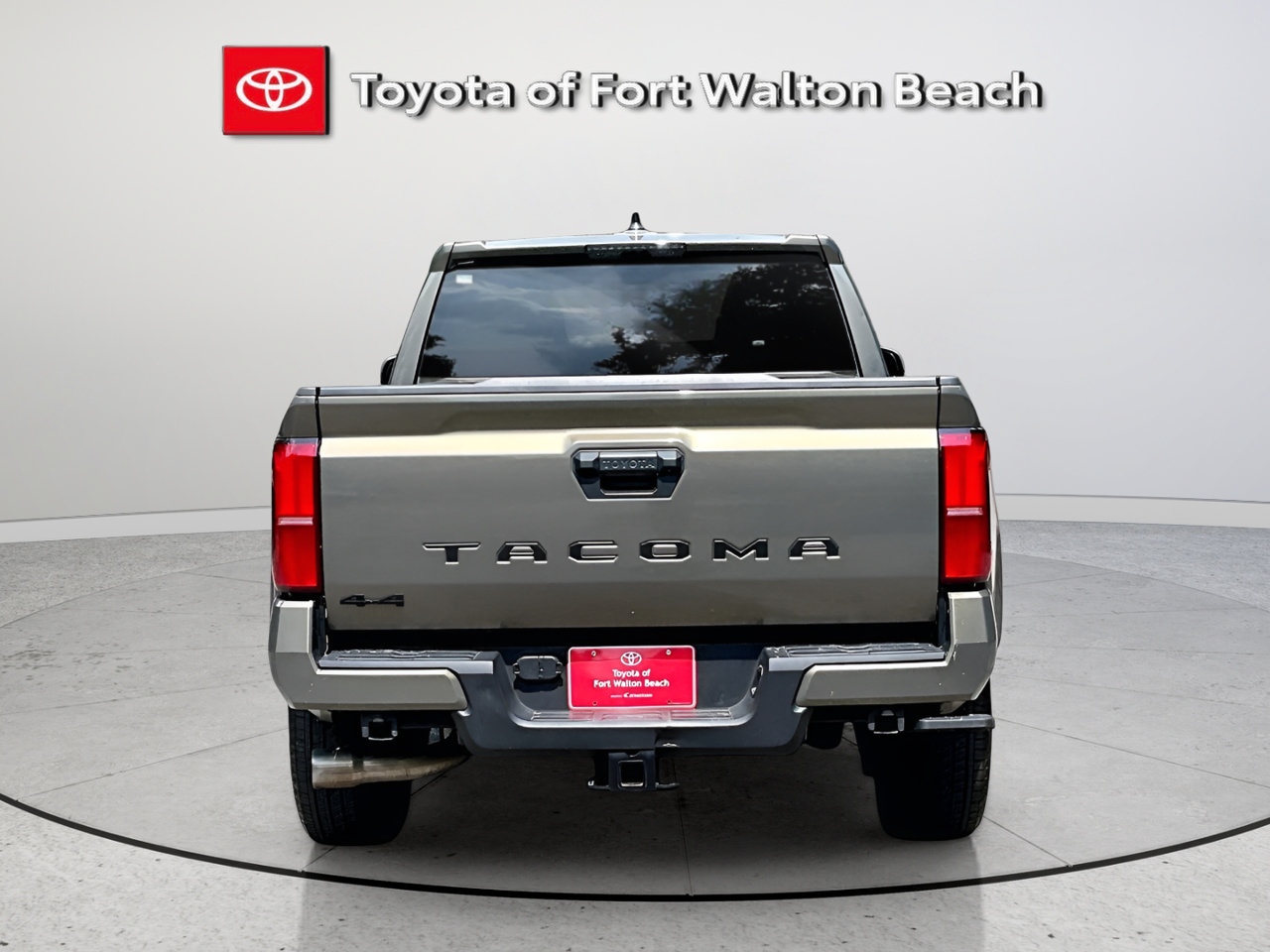 Used 2024 Toyota Tacoma TRD Sport AWD/4WD image 5