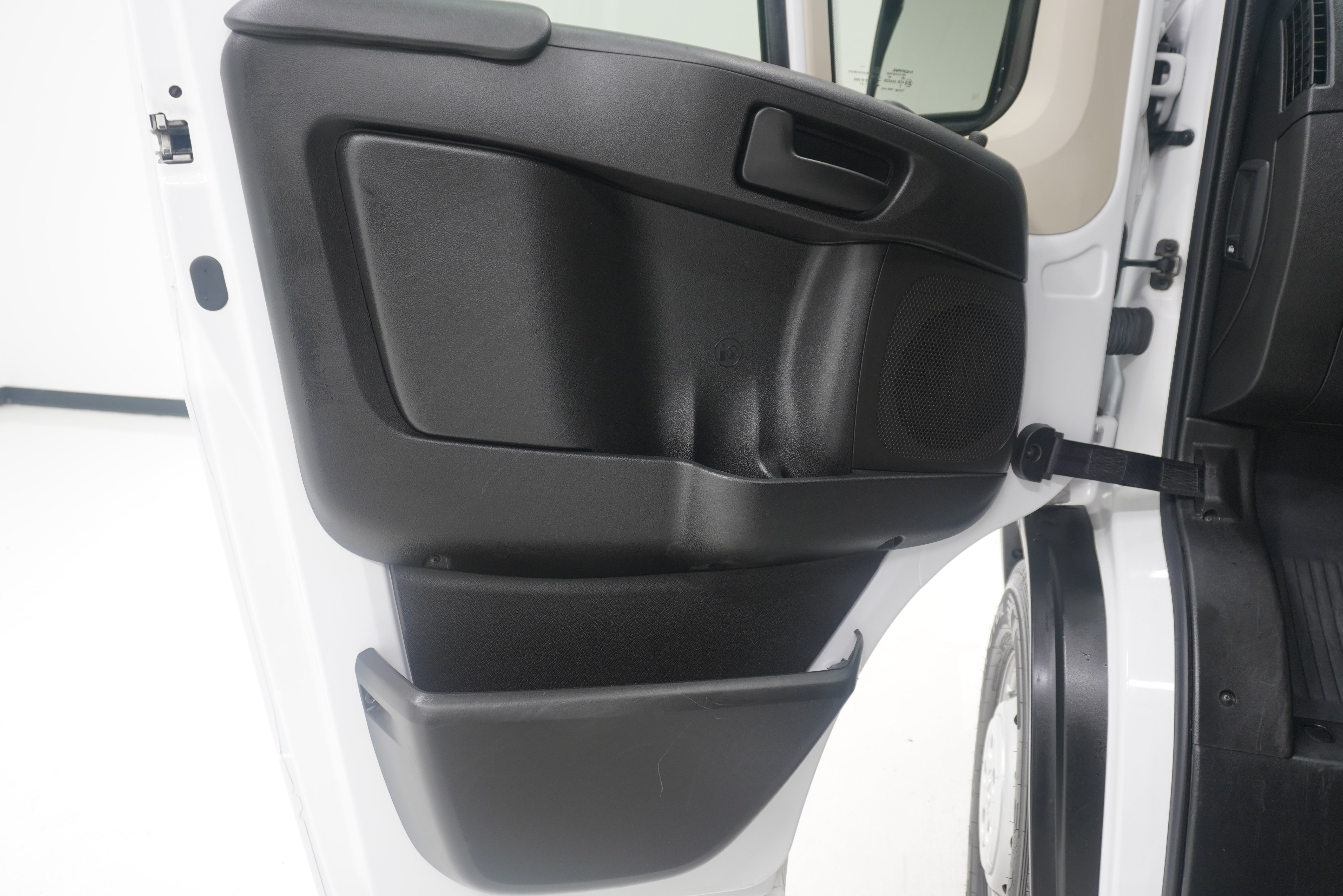 Used 2021 RAM ProMaster 1500 FWD image 12