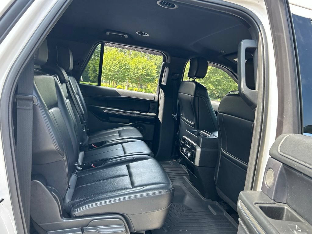 Used 2019 Ford Expedition Max XLT w/ Equipment Group 202A AWD/4WD image 52