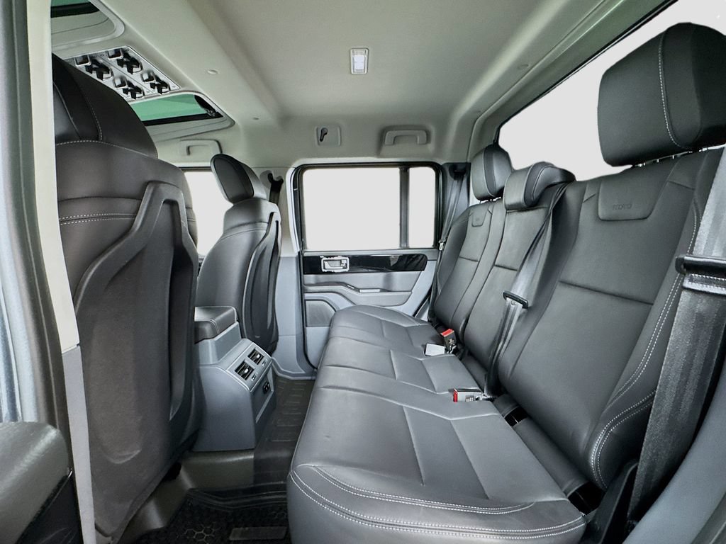 Used 2025 INEOS Grenadier AWD/4WD image 11