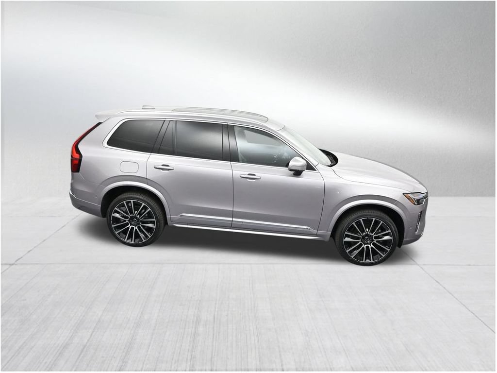 New 2026 Volvo XC90 B5 Ultra AWD/4WD image 18