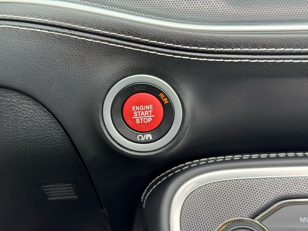 Used 2023 Dodge Challenger SRT Hellcat RWD image 59