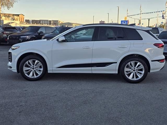 New 2025 Audi Q6 e-tron Premium Plus image 35
