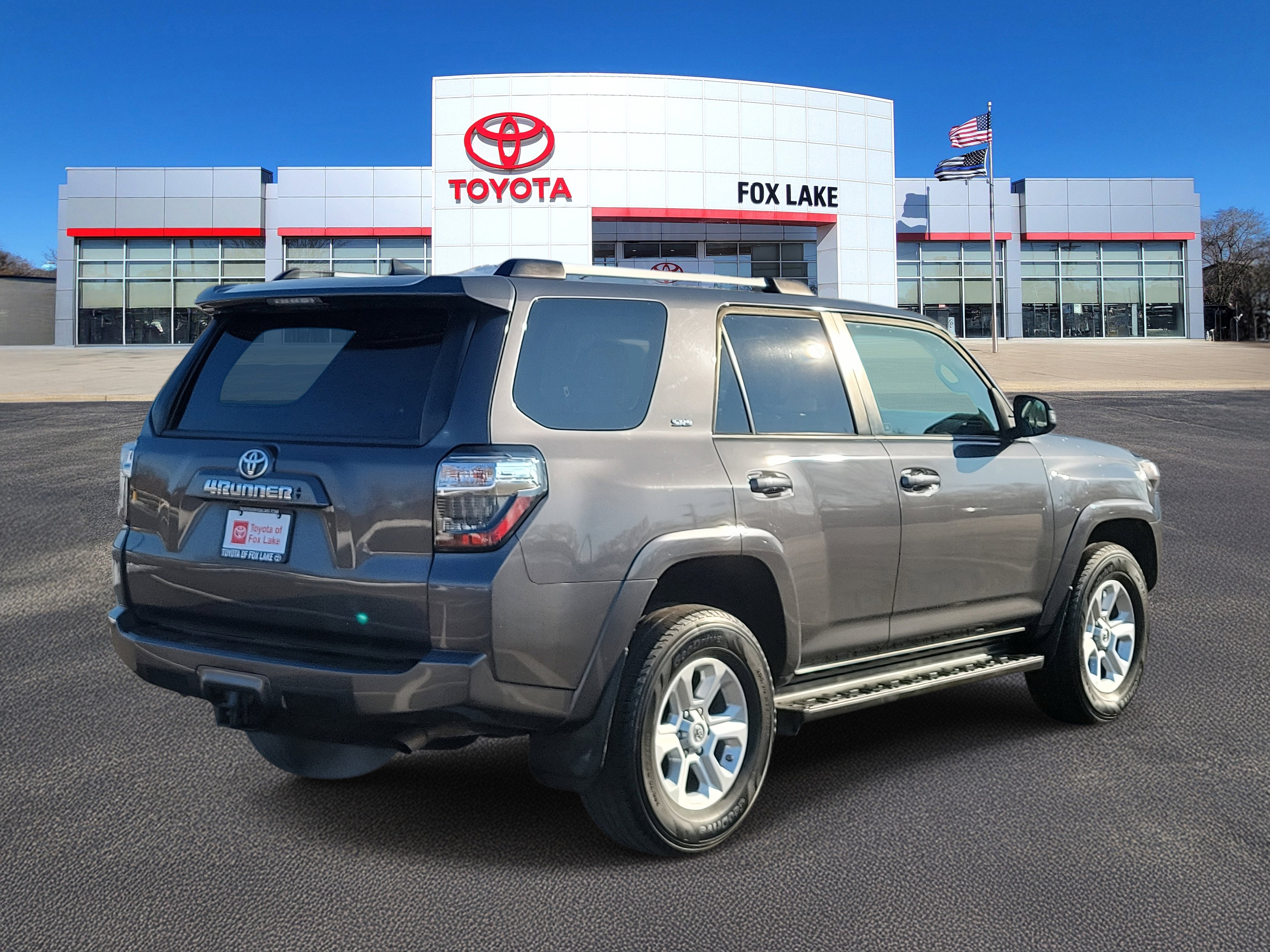 Used 2021 Toyota 4Runner SR5 Premium image 4