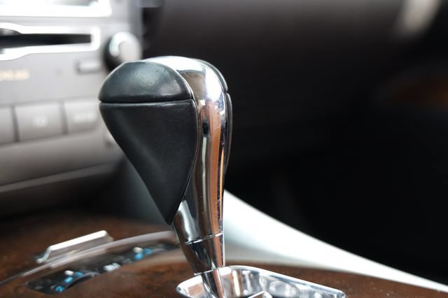 Used 2011 Lexus IS 350C w/ Luxury Pkg RWD image 40