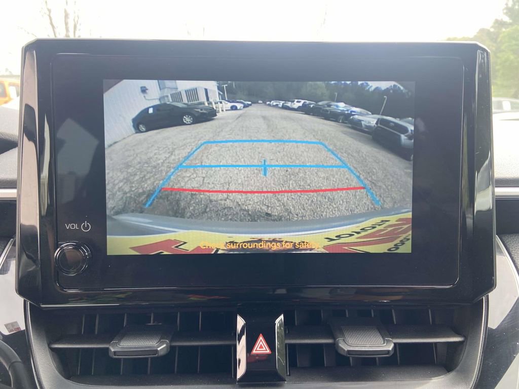 Used 2025 Toyota Corolla SE image 24