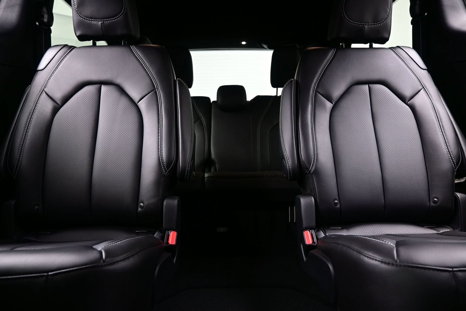 New 2027 Chrysler Pacifica Select AWD/4WD image 13