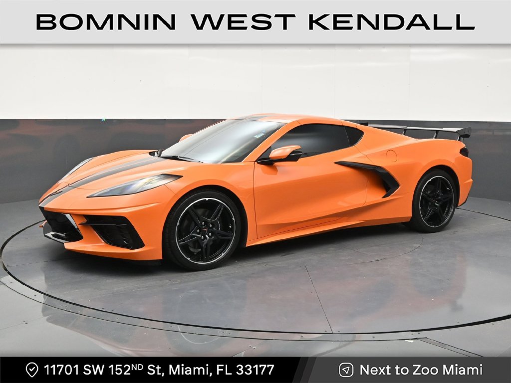 Used 2022 Chevrolet Corvette Stingray Coupe w/ 1LT RWD image 1