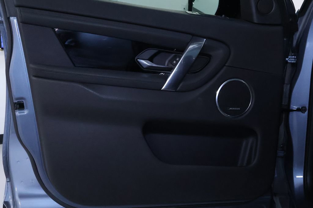 Used 2021 Land Rover Discovery Sport S image 12