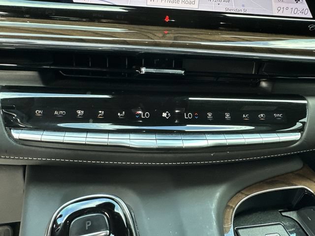 Certified 2023 Cadillac Escalade Sport Platinum w/ LPO, ONYX Package AWD/4WD image 27
