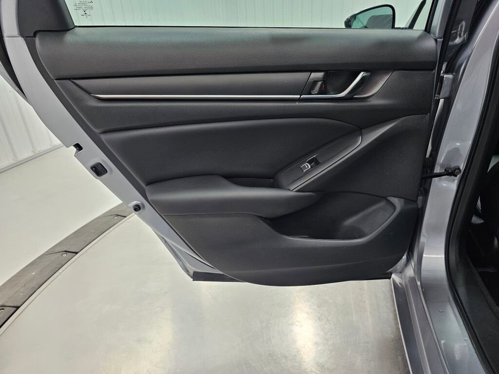 Used 2022 Honda Accord Sport image 22