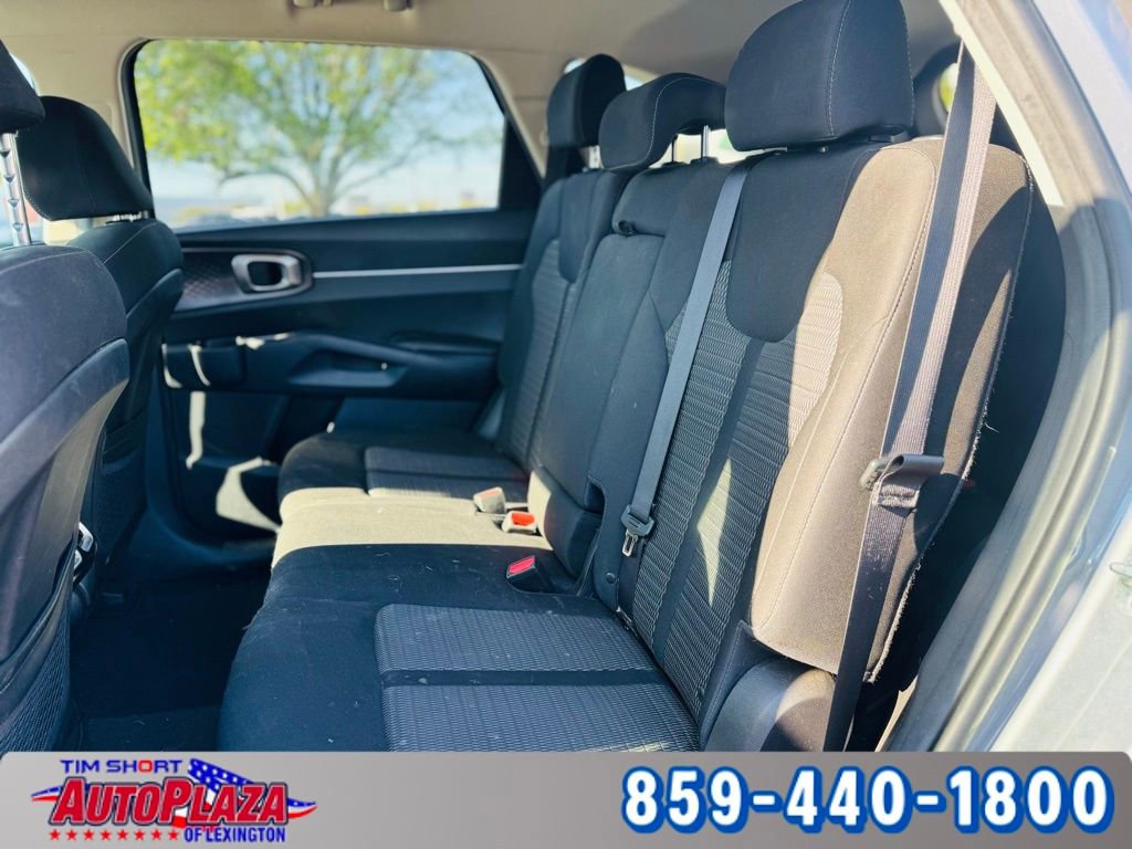 Used 2022 Kia Sorento LX image 20